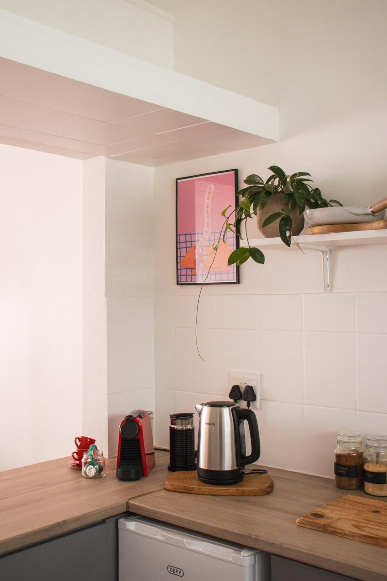 Apartment Cosy, Eclectic In Sea Point
